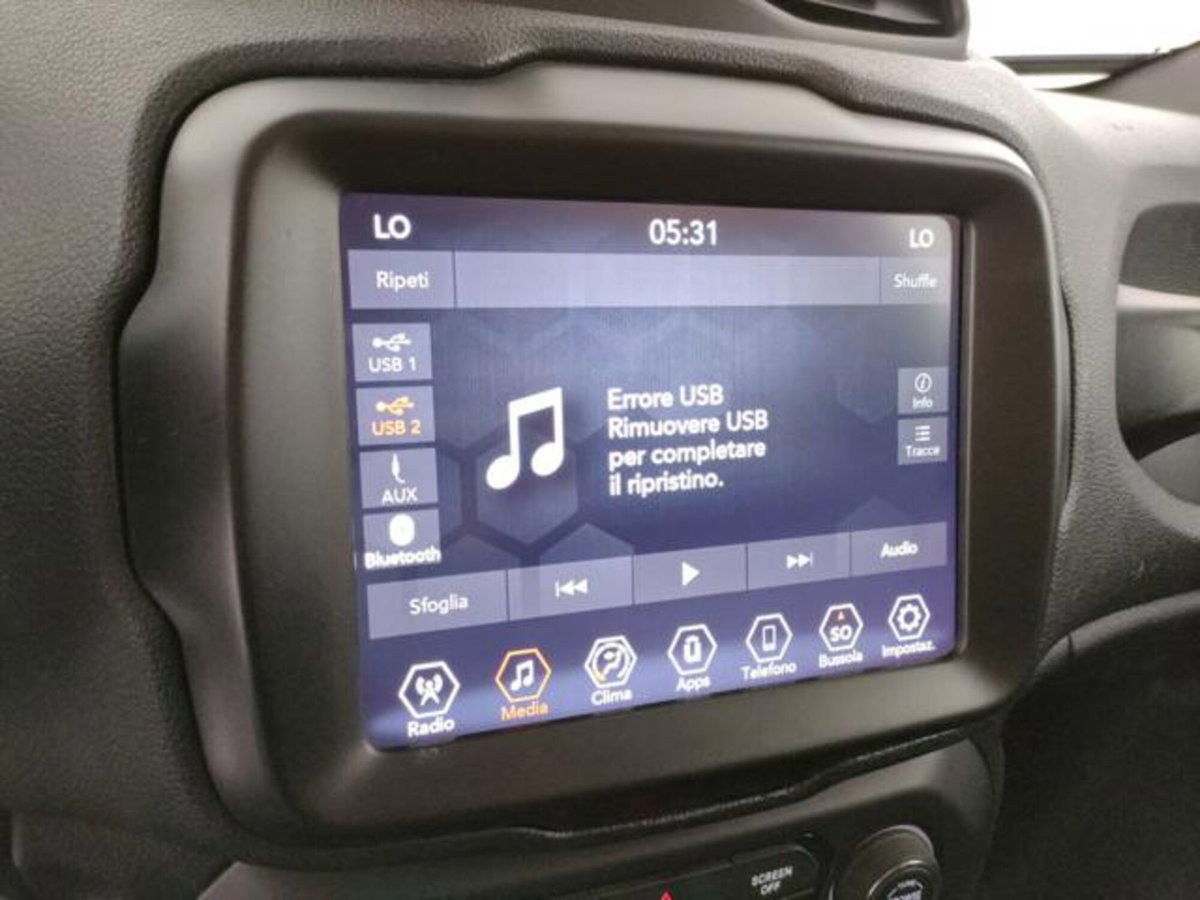 Jeep Renegade 1.6 Mjt 130 CV Limited (12)