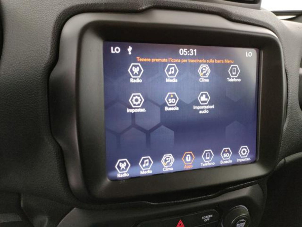 Jeep Renegade 1.6 Mjt 130 CV Limited (14)