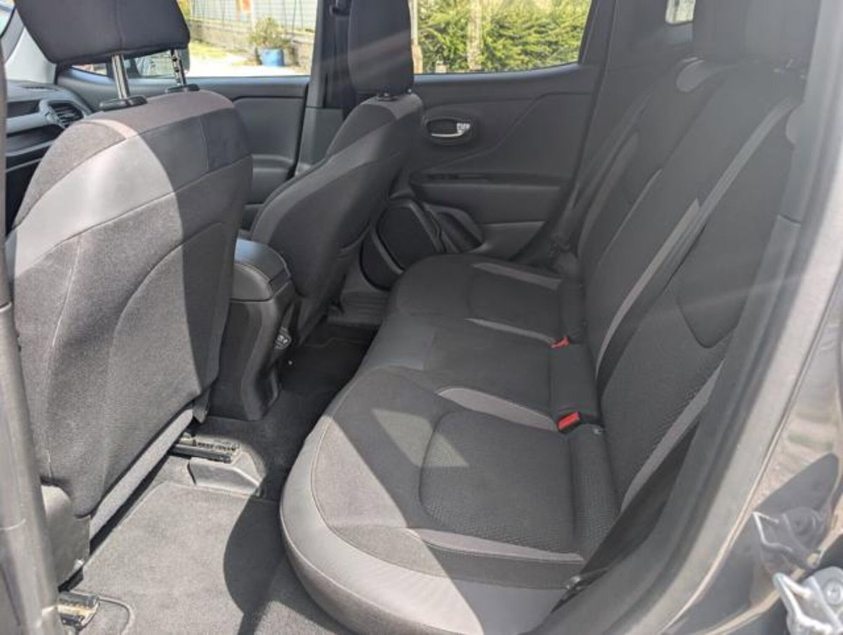 Jeep Renegade 1.6 Mjt 130 CV Limited (11)