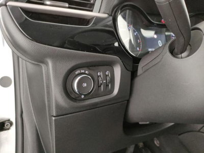 Opel Corsa 1.2 Edition (6)