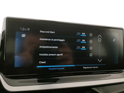 Peugeot 2008 BlueHDi 110 S&S Allure Pack (14)