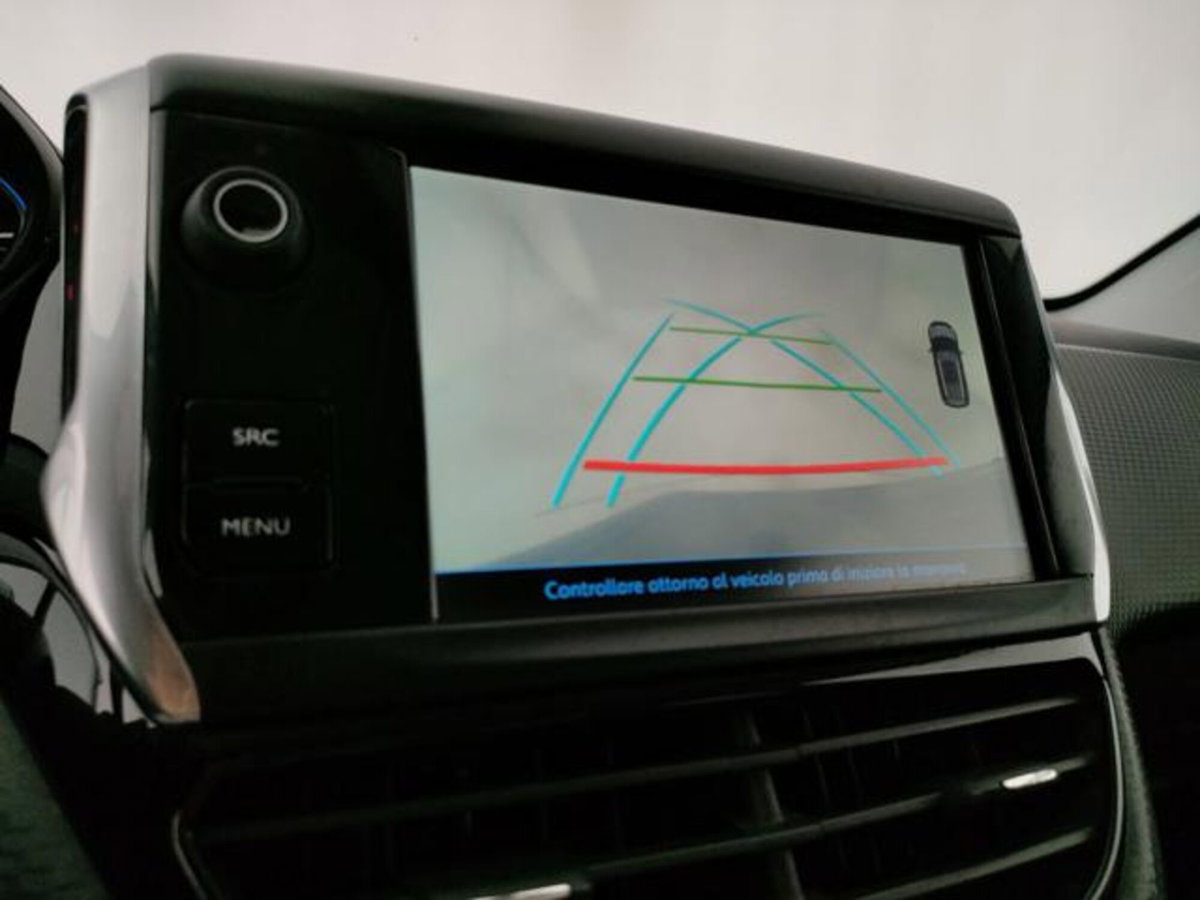 Peugeot 2008 120 EAT6 S&S Allure (14)