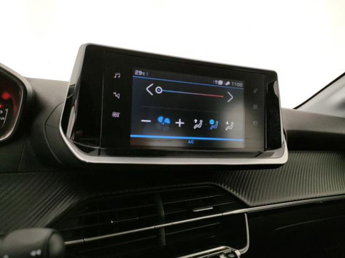 Peugeot 208 1.2 puretech Active s&s 75cv (12)
