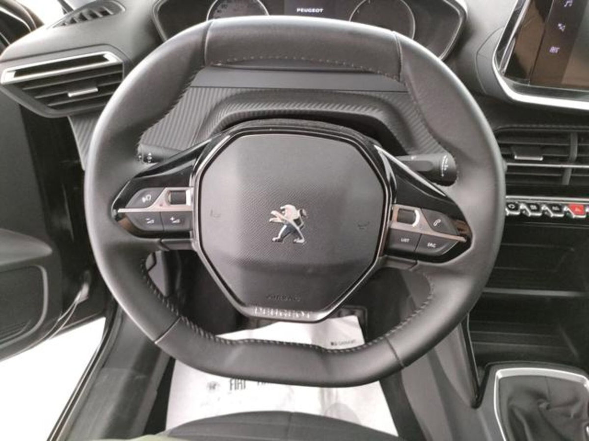 Peugeot 208 1.2 puretech Active s&s 75cv (9)