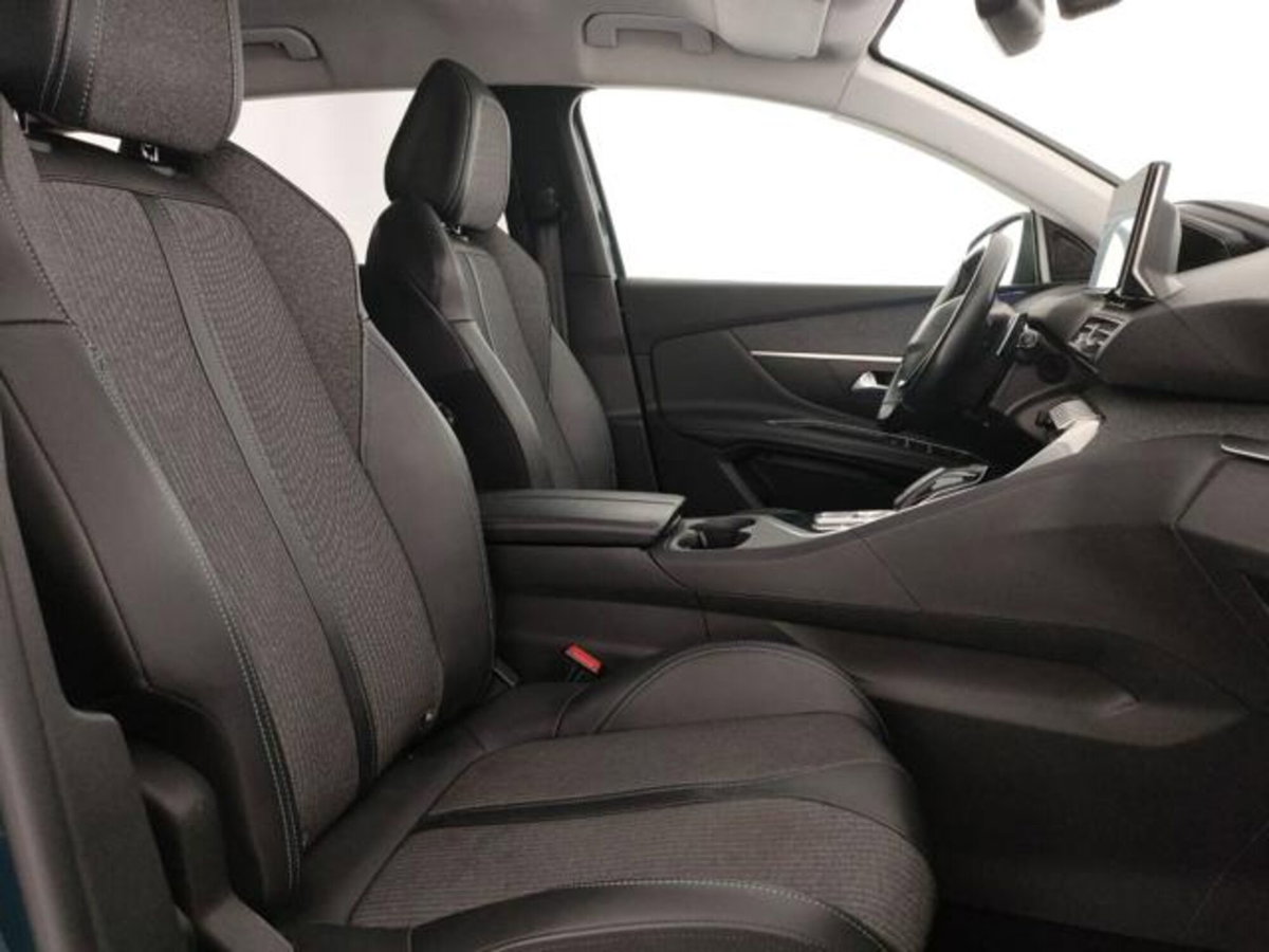 Peugeot 3008 BlueHDi 130 S&S EAT8 Allure Pack (7)