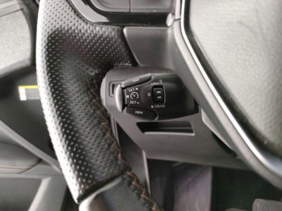 Peugeot 3008 BlueHDi 130 S&S EAT8 GT Line (10)