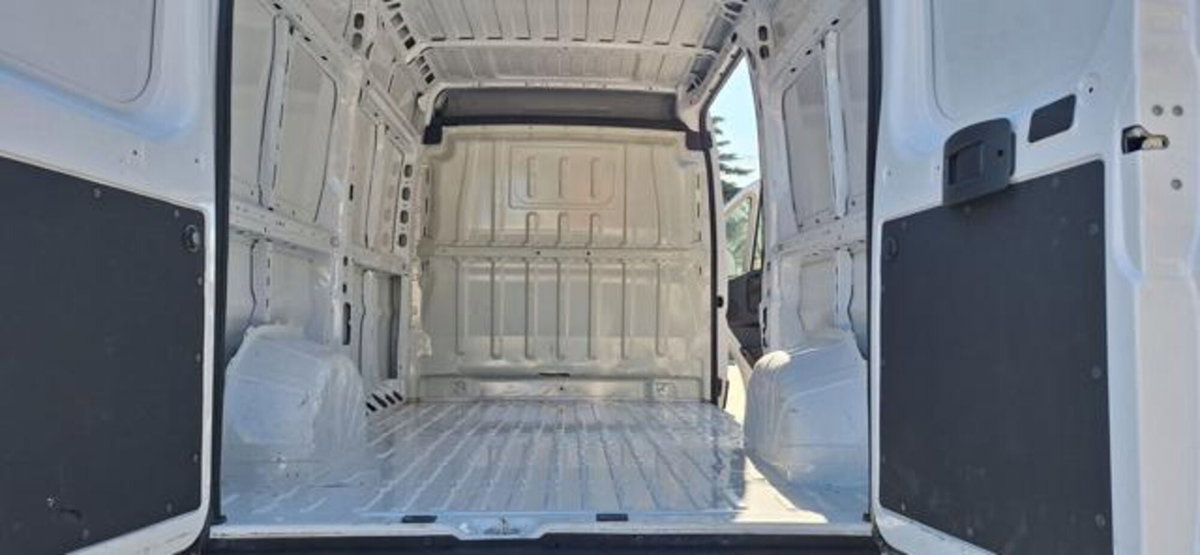 Fiat Ducato Furgone easy pro 33 MH2 2.2 mjt3 140cv serie 7 (2)