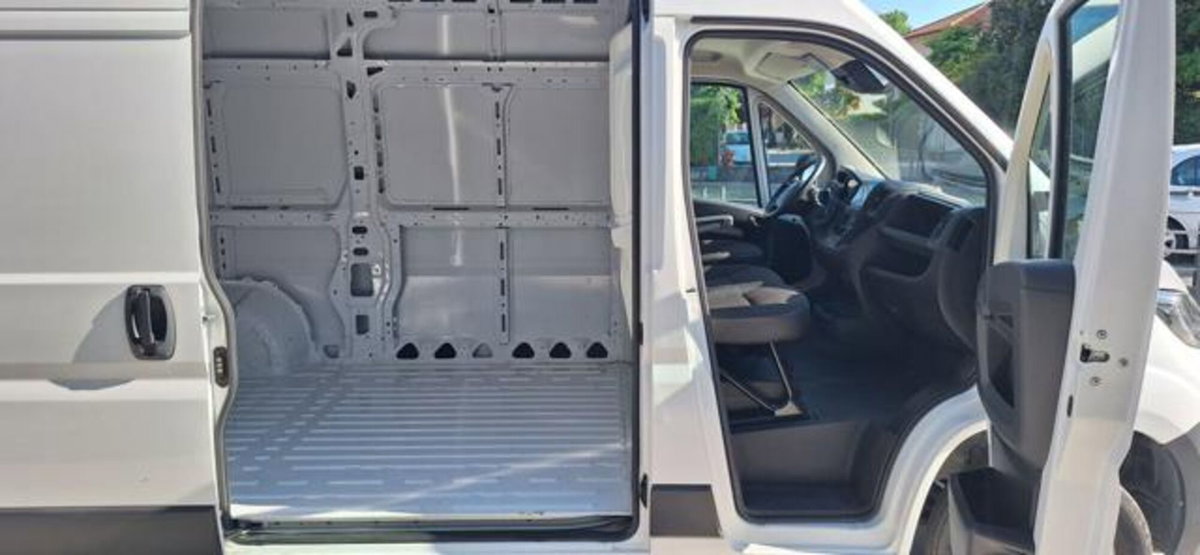 Fiat Ducato Furgone easy pro 33 MH2 2.2 mjt3 140cv serie 7 (5)