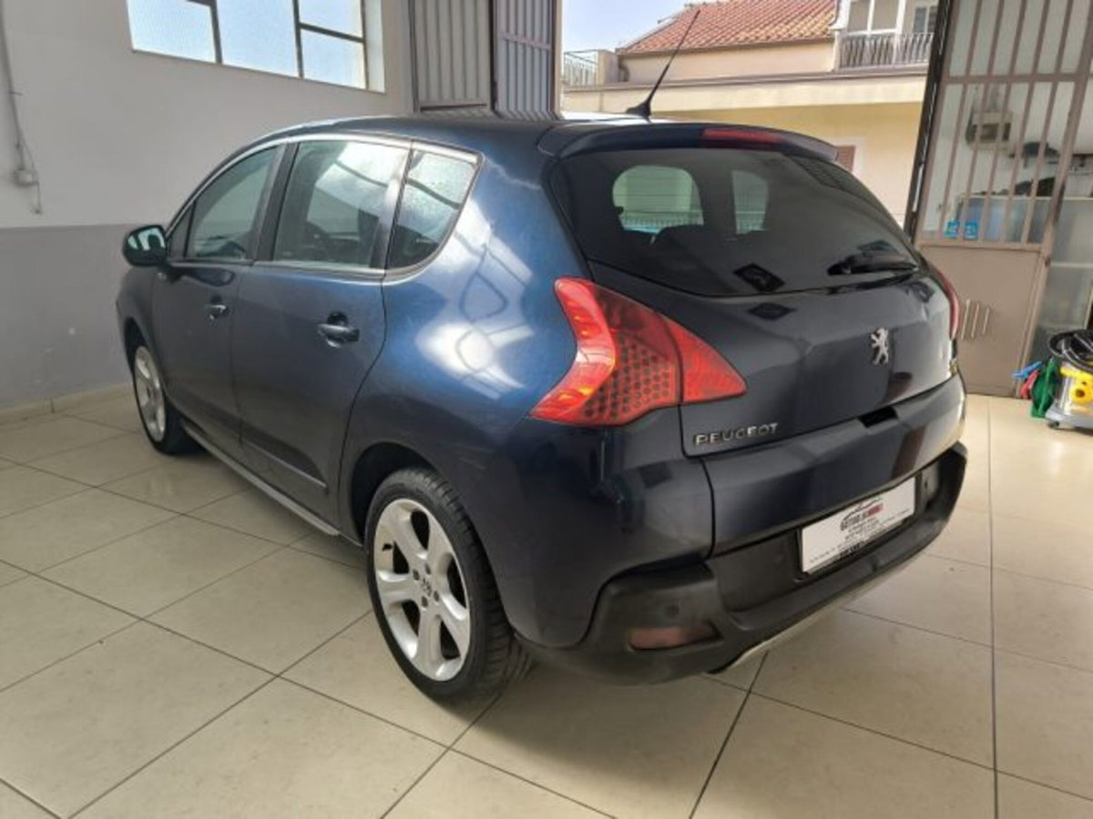 Peugeot 3008 1.6 HDi 112CV Tecno (4)