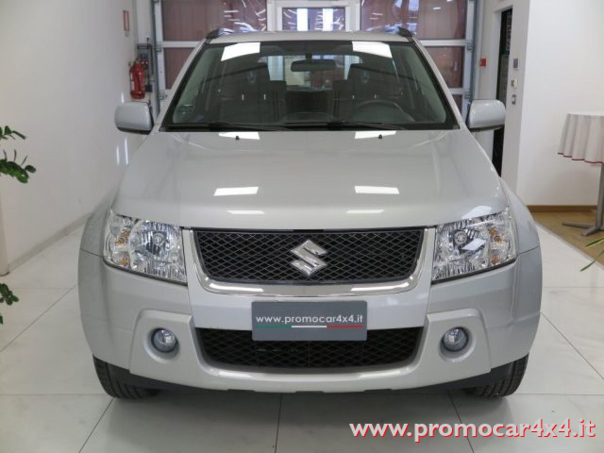 Suzuki Grand Vitara 1.6 16V 3 porte (2)