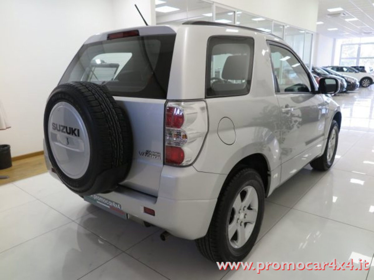 Suzuki Grand Vitara 1.6 16V 3 porte (4)