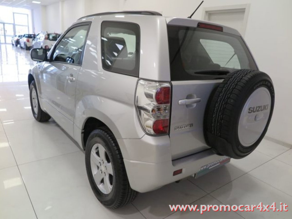 Suzuki Grand Vitara 1.6 16V 3 porte (6)