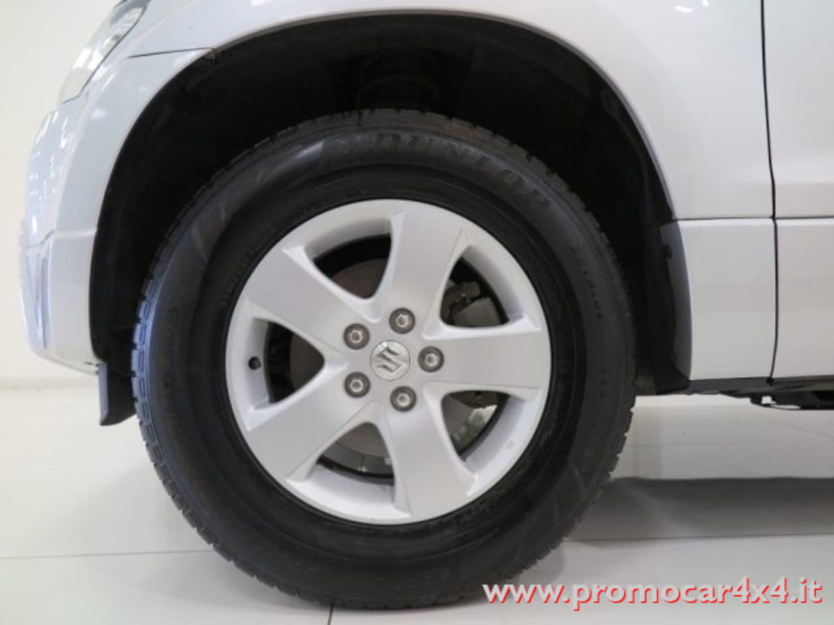 Suzuki Grand Vitara 1.6 16V 3 porte (7)