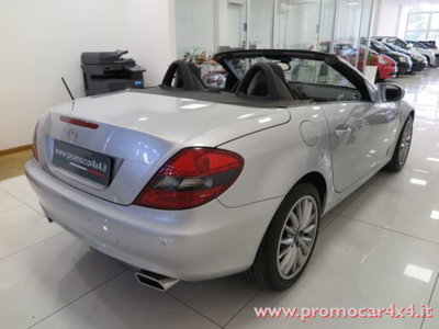 Mercedes-Benz SLK 200 CGI Sport (4)