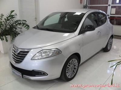 Lancia Ypsilon 0.9 TwinAir 85 CV 5 porte S&S DFN Gold usata