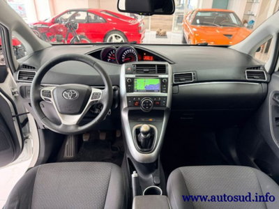 Toyota Verso 2.0 D Active 7 posti (17)