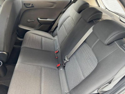 Kia Picanto 1.0 12V 5 porte AMT Urban (11)