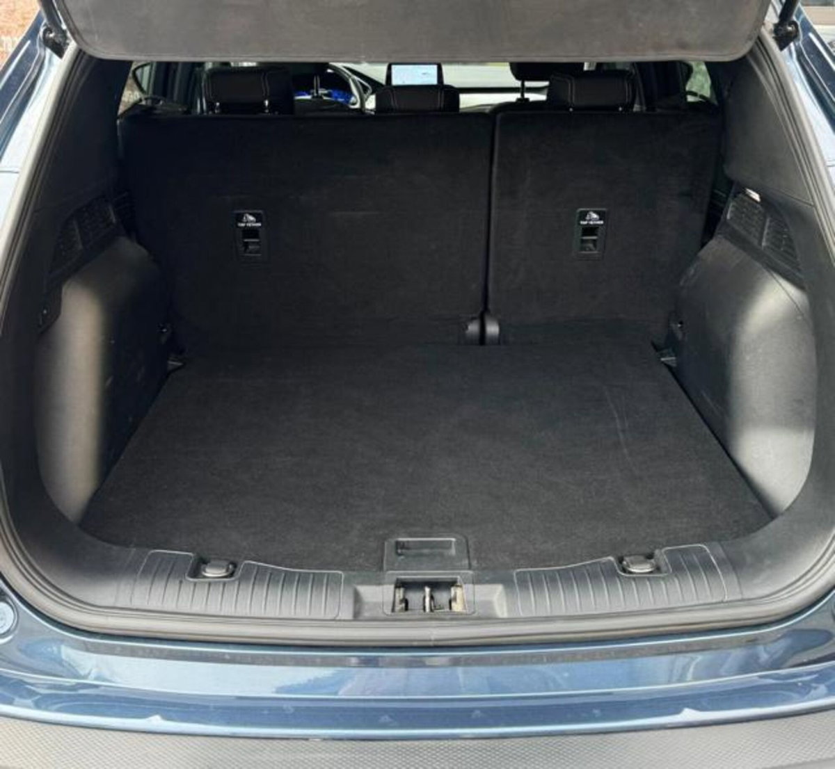 Ford Kuga 1.5 TDCI 120 CV S&S 2WD Titanium Business (7)