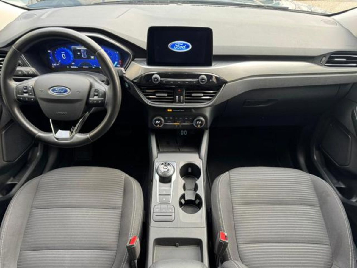 Ford Kuga 1.5 TDCI 120 CV S&S 2WD Titanium Business (8)