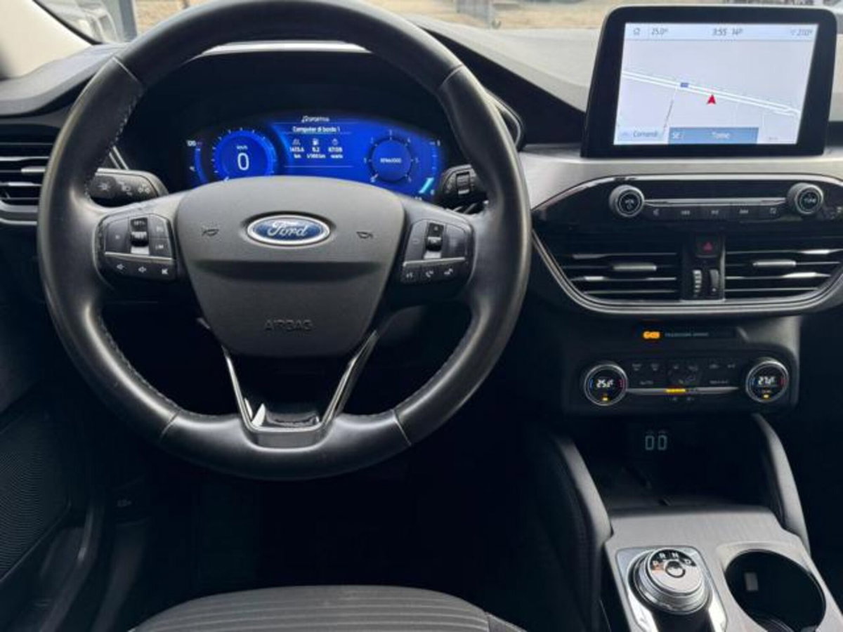 Ford Kuga 1.5 TDCI 120 CV S&S 2WD Titanium Business (9)
