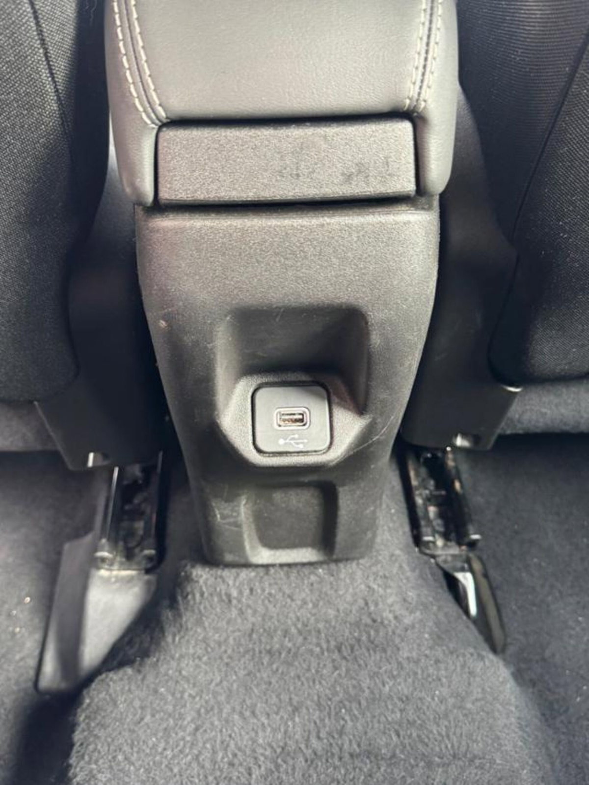 Jeep Renegade 1.6 mjt Longitude 2wd 130cv (15)