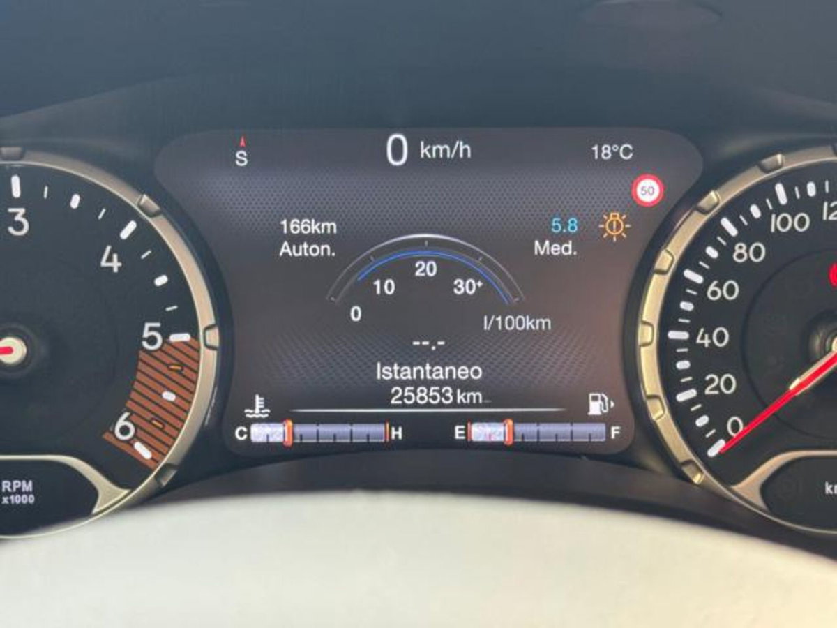 Jeep Renegade 1.6 mjt Longitude 2wd 130cv (9)