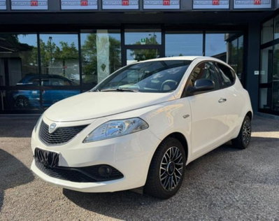 Lancia Ypsilon 1.0 FireFly 5 porte S&S Hybrid Gold Plus (3)