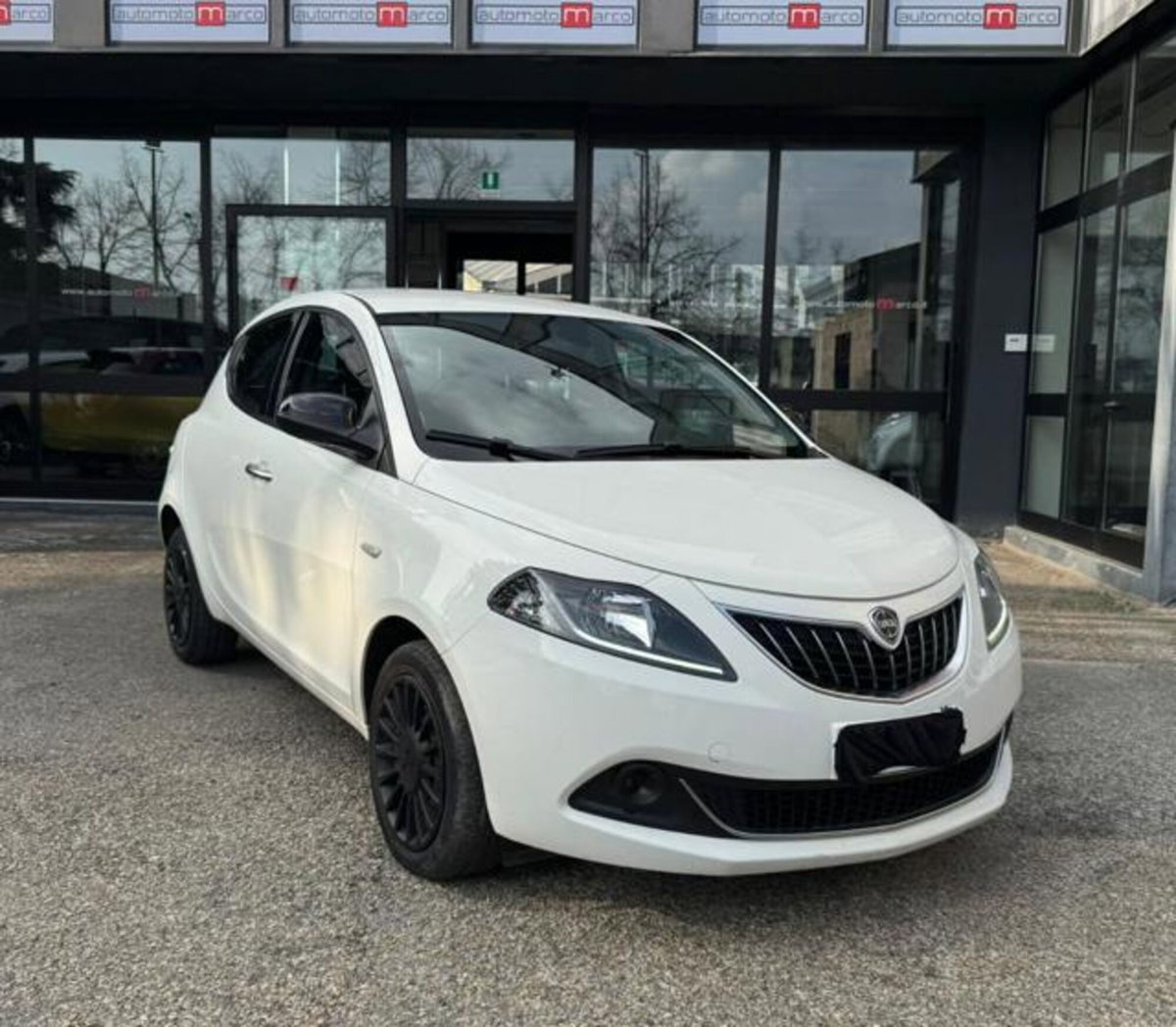 Lancia Ypsilon 1.0 FireFly 5 porte S&S Hybrid Silver Plus