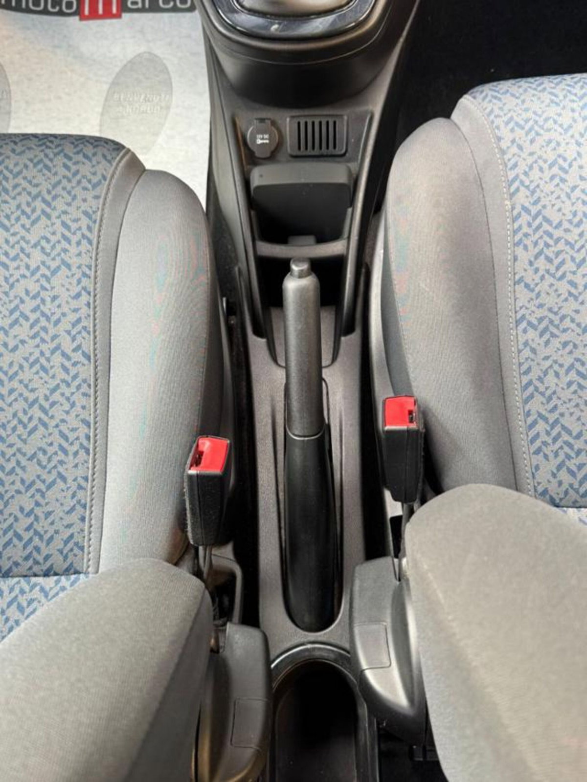 Lancia Ypsilon 1.0 FireFly 5 porte S&S Hybrid Ecochic Silver (12)