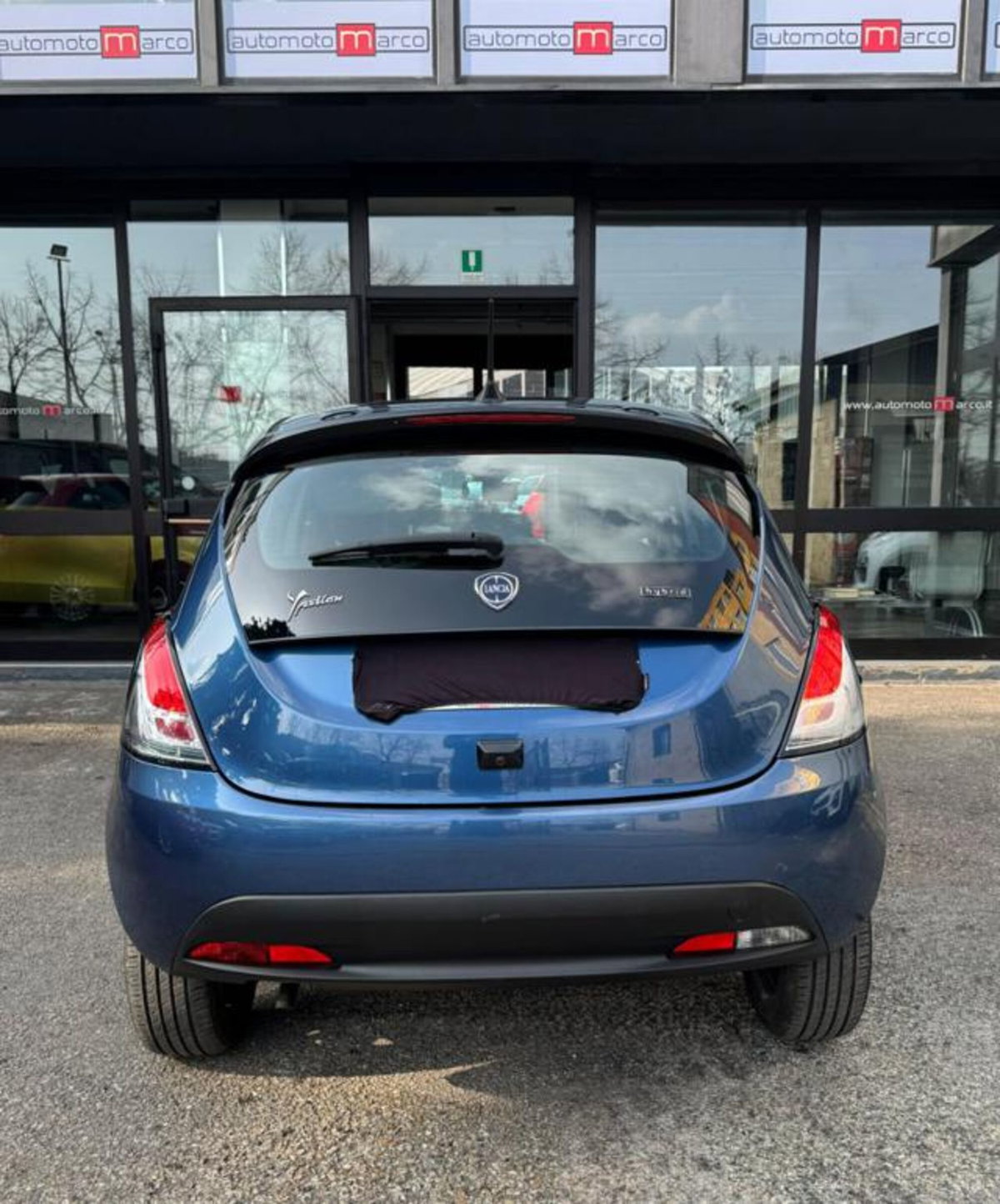 Lancia Ypsilon 1.0 FireFly 5 porte S&S Hybrid Ecochic Silver (5)
