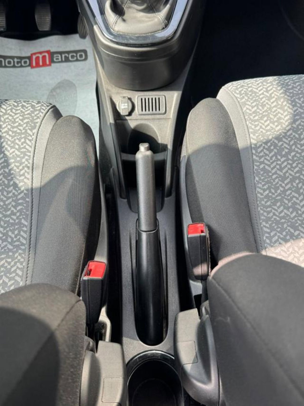 Lancia Ypsilon 1.0 FireFly 5 porte S&S Hybrid Silver Plus (10)
