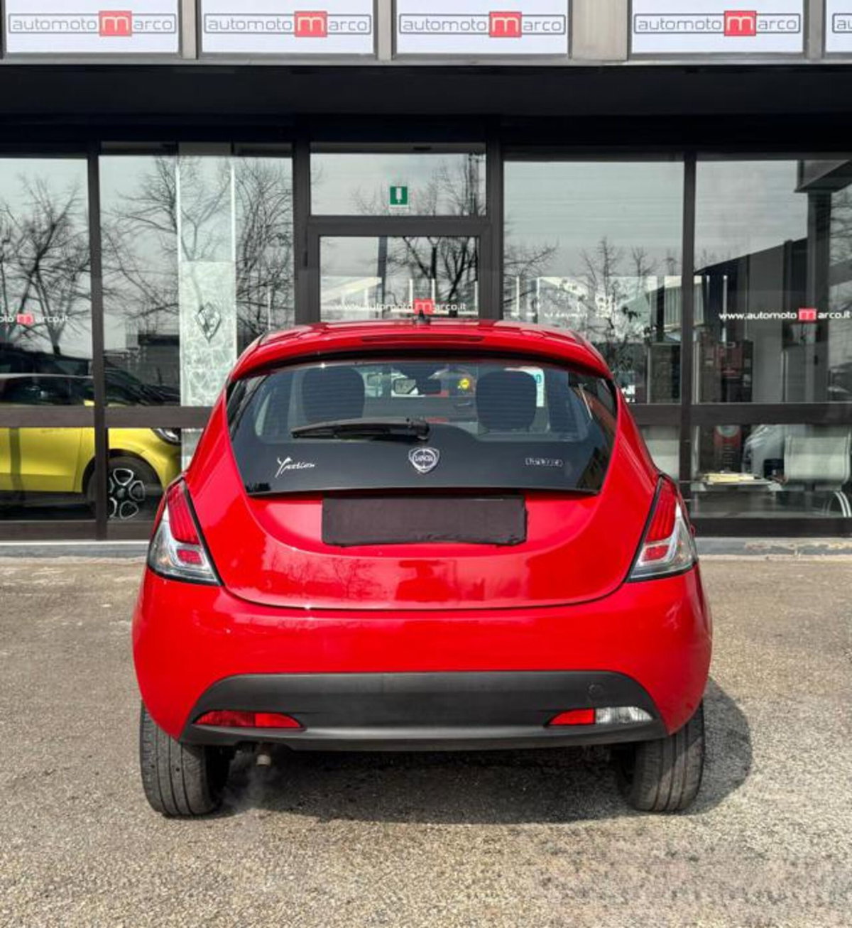 Lancia Ypsilon 1.0 FireFly 5 porte S&S Hybrid Silver Plus (5)