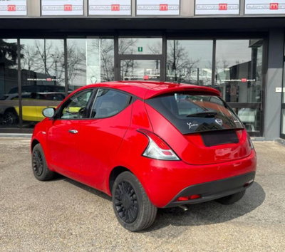 Lancia Ypsilon 1.0 FireFly 5 porte S&S Hybrid Silver Plus (6)