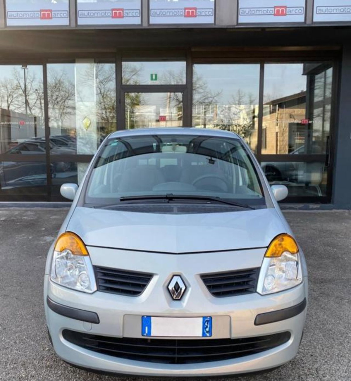 Renault Modus 1.2 16V Saint Tropez (2)