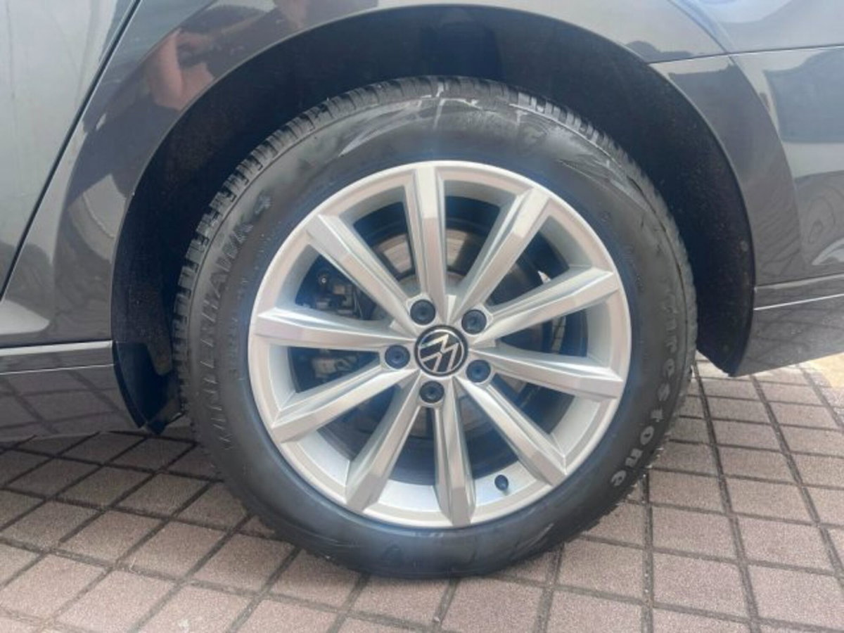 Volkswagen Passat Variant 2.0 TDI SCR EVO DSG Executive (6)