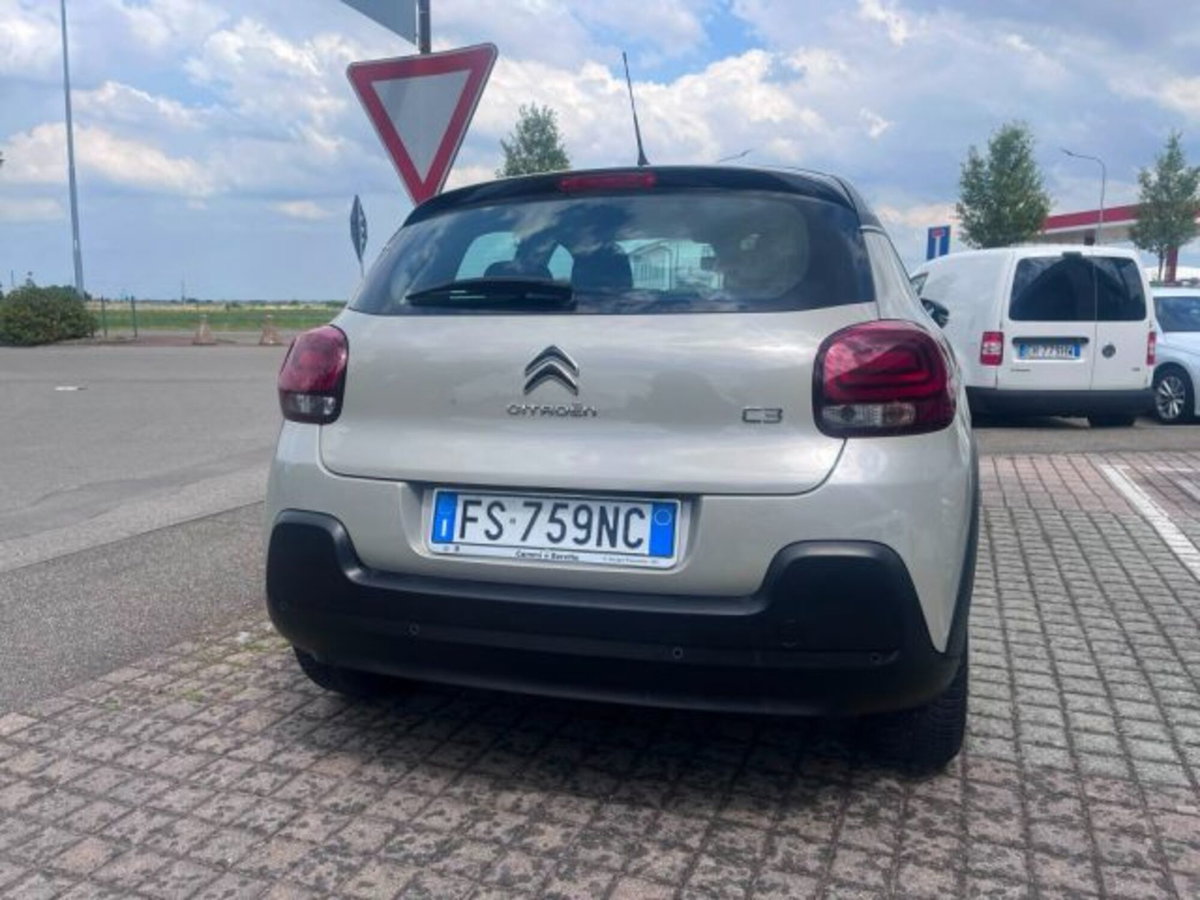 Citroen C3 PureTech 110 S&S EAT6 Uptown (3)