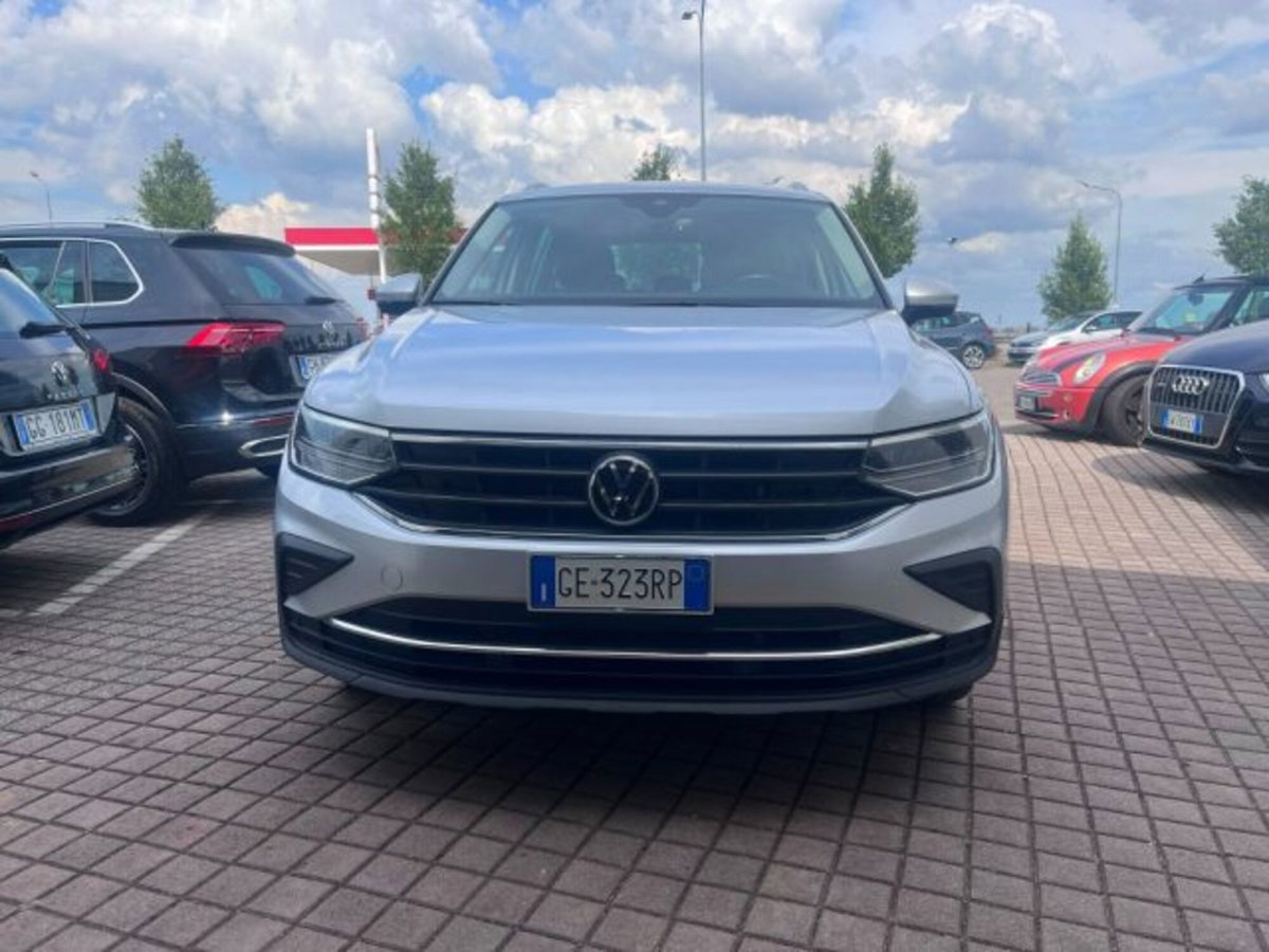Volkswagen Tiguan 2.0 TDI 150 CV SCR DSG 4MOTION R-Line