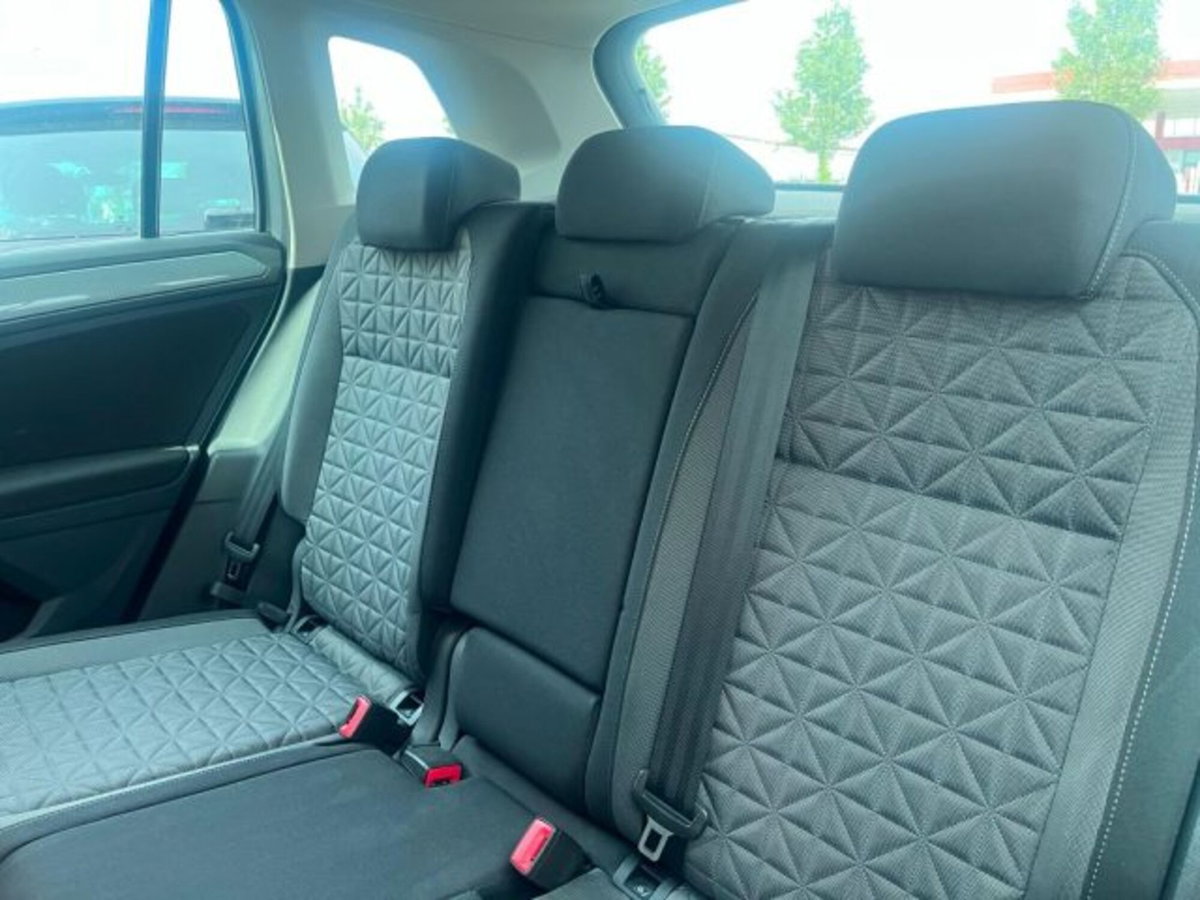 Volkswagen Tiguan 2.0 TDI 150 CV SCR DSG 4MOTION R-Line (5)