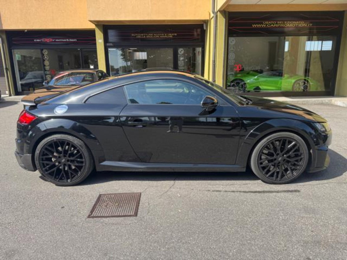 Audi TT RS Coupé 2.5 TFSI quattro S tronic (9)