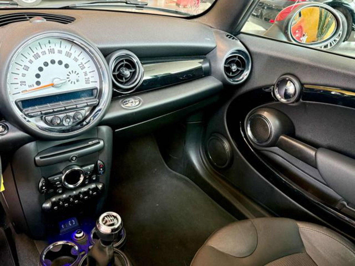 MINI Mini Cabrio 1.6 16V Cooper Cabrio (10)