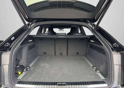 Audi Q8 3.0 tfsi e S line edition quattro 394cv tiptronic (6)