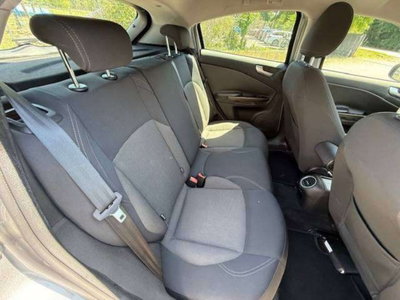 Alfa Romeo Giulietta 1.6 JTDm Distinctive 120cv (13)
