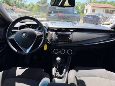 Alfa Romeo Giulietta 1.6 JTDm Distinctive 120cv (14)