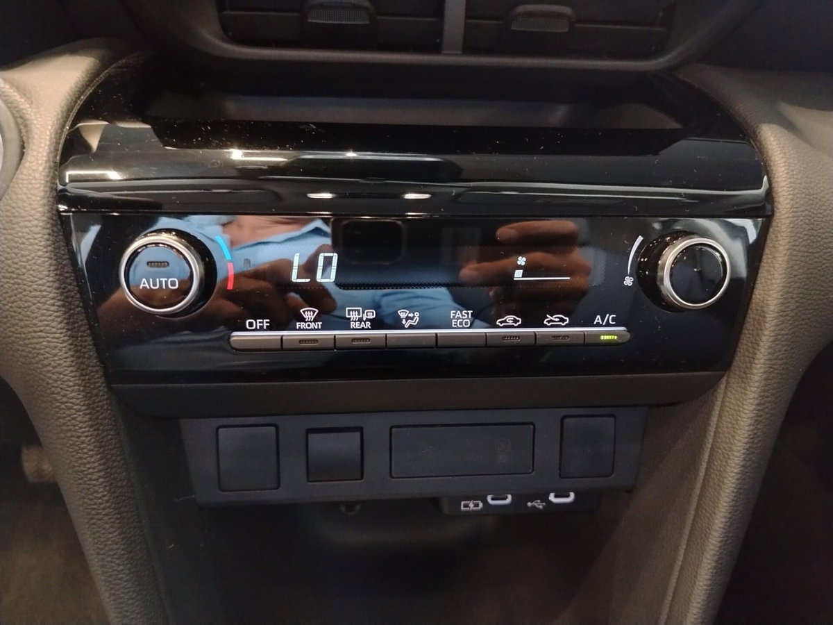 Toyota Yaris Cross 1.5 Hybrid 5p. E-CVT Active (13)