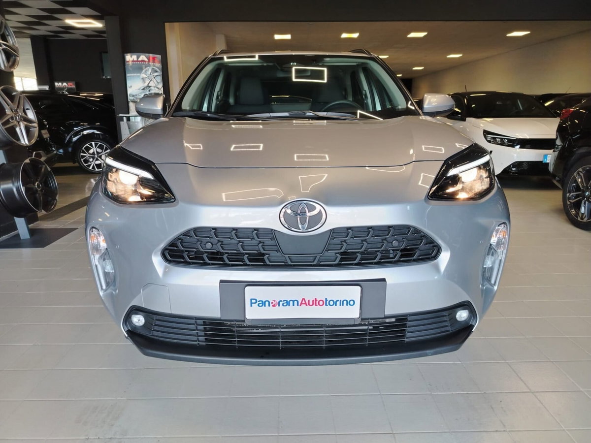 Toyota Yaris Cross 1.5 Hybrid 5p. E-CVT Active (2)
