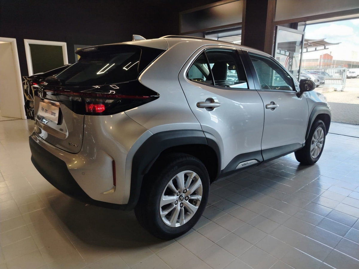 Toyota Yaris Cross 1.5 Hybrid 5p. E-CVT Active (7)