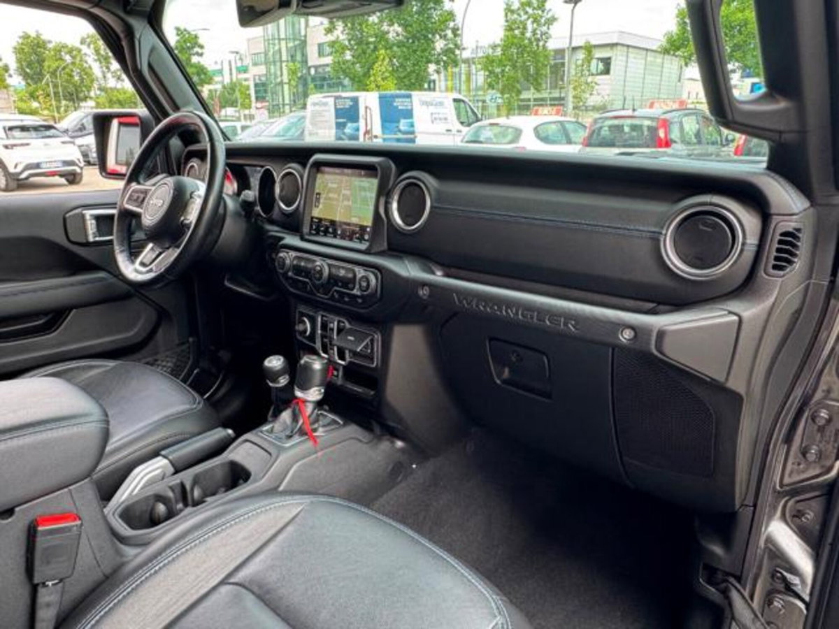 Jeep Wrangler Unlimited 2.0 PHEV ATX 4xe Rubicon (11)