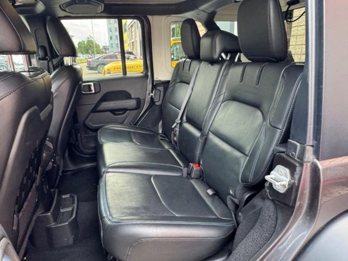 Jeep Wrangler Unlimited 2.0 PHEV ATX 4xe Rubicon (15)