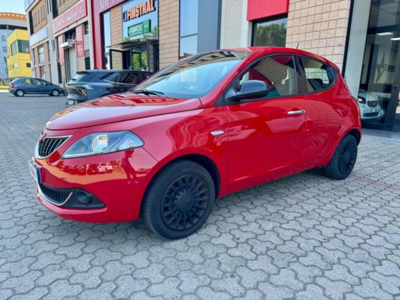 Lancia Ypsilon 1.0 FireFly 5 porte S&S Hybrid Ecochic UnYca
