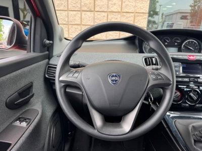 Lancia Ypsilon 1.0 FireFly 5 porte S&S Hybrid Ecochic UnYca (8)